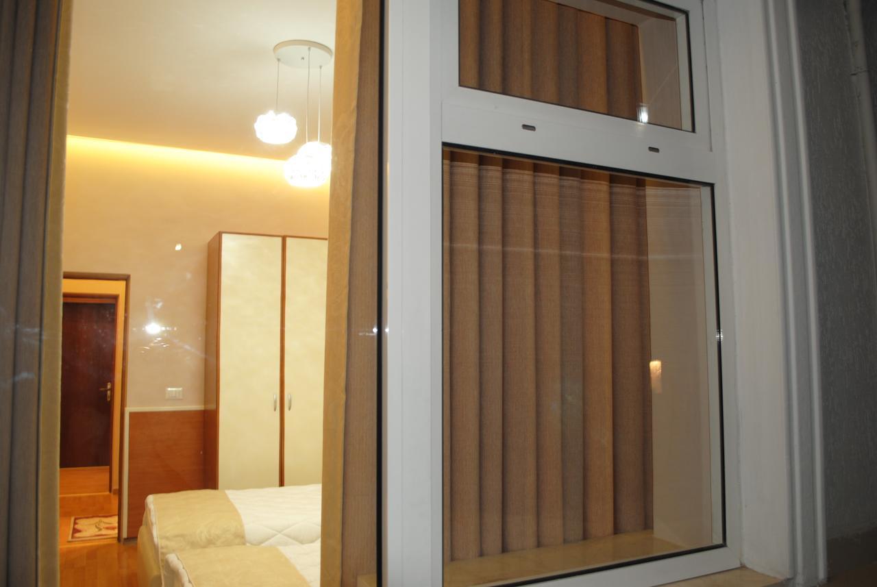 Hotel Palma ติรานา ภายนอก รูปภาพ